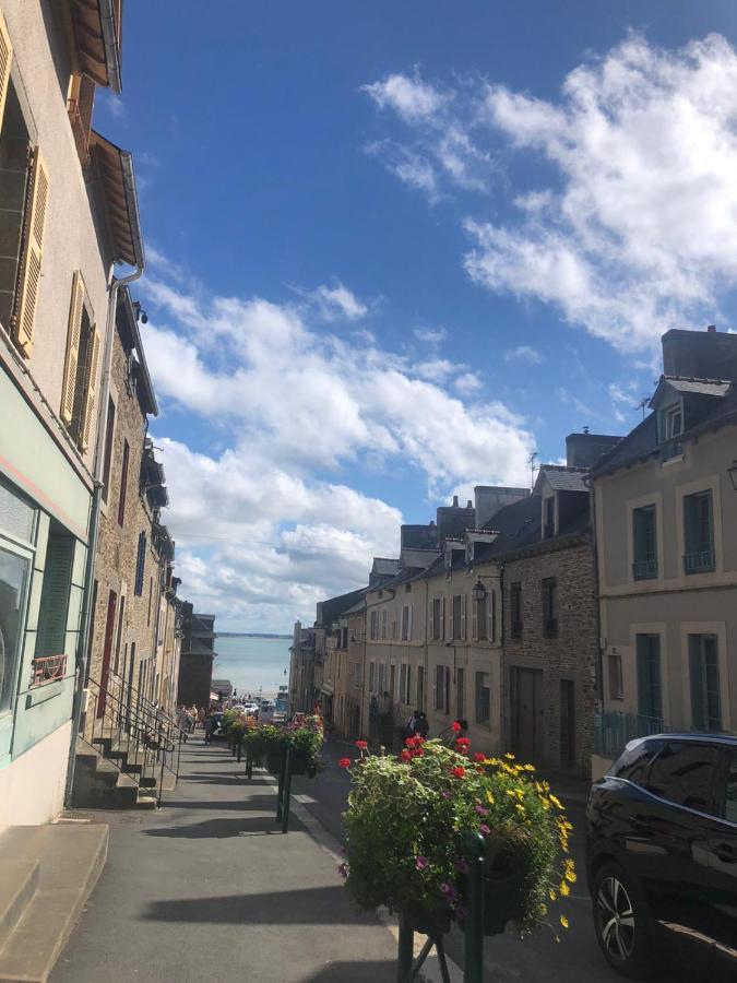 Appartement Rue Nationale - Port De La Houle Cancale Esterno foto